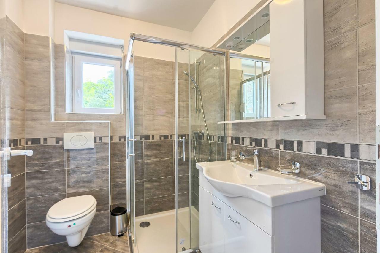 Apartment Petra Pula Zewnętrze zdjęcie