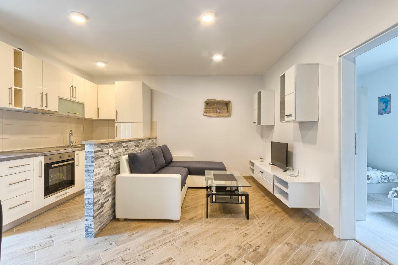Apartment Petra Pula Zewnętrze zdjęcie