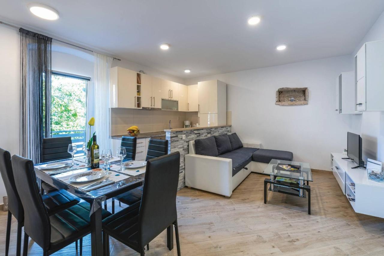 Apartment Petra Pula Zewnętrze zdjęcie